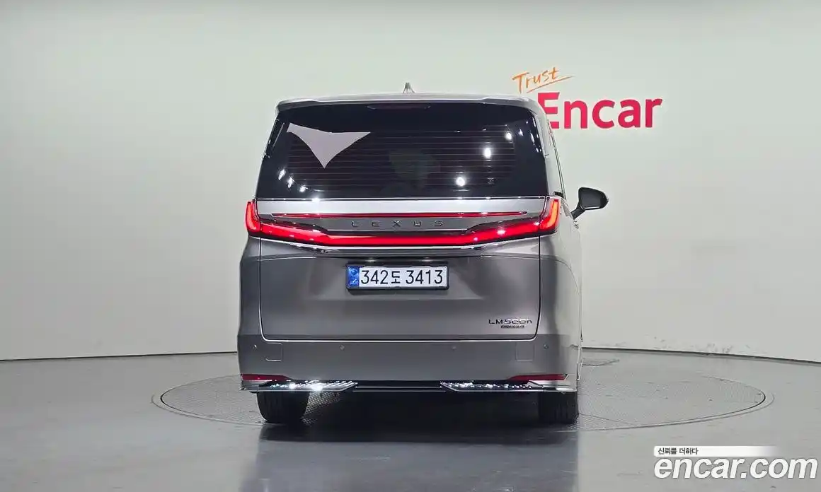 Lexus LM 2025 2.4 Автомат в Москве № 167991, фото 4