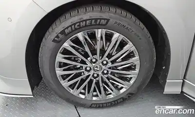 Lexus LM 2025 2.4 Автомат в Москве № 167991, миниатюра 5