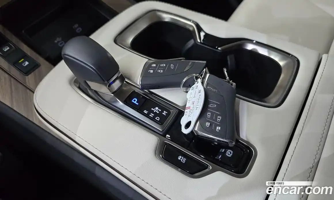 Lexus LM 2025 2.4 Автомат в Москве № 167991, фото 9