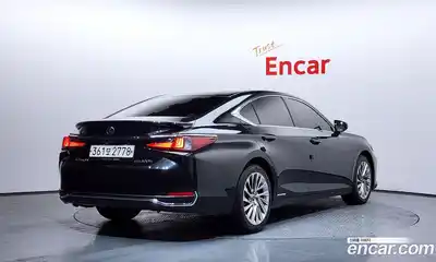 Lexus ES 2022 2.5 Автомат в Москве № 168228, миниатюра 2