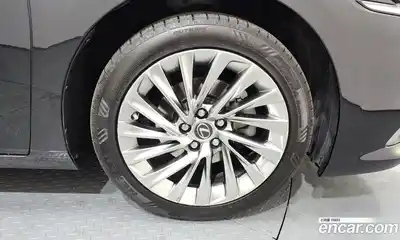 Lexus ES 2022 2.5 Автомат в Москве № 168228, миниатюра 5