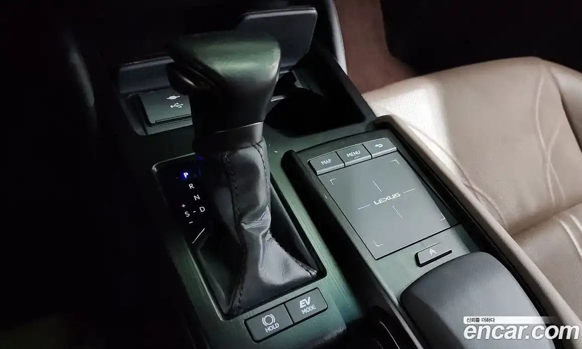 Lexus ES 2022 2.5 Автомат в Москве № 168228, фото 9