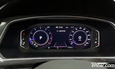 Volkswagen Tiguan 2023 2.0 Автомат в Москве № 168719, миниатюра 2