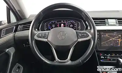 Volkswagen Passat, 2021