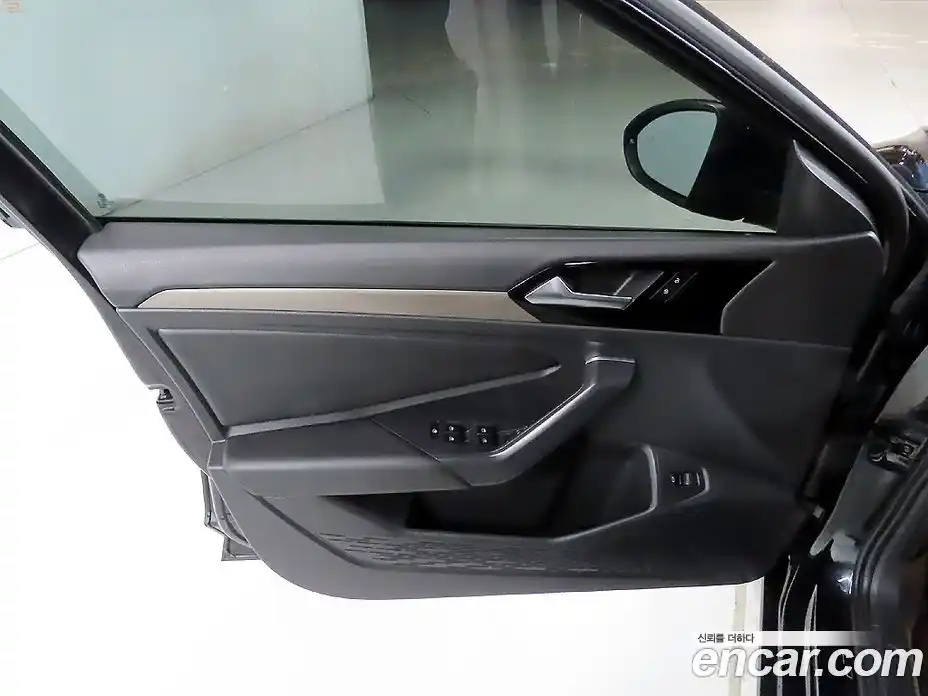 Volkswagen Jetta 2020 1.4 Автомат в Москве № 168860, фото 12