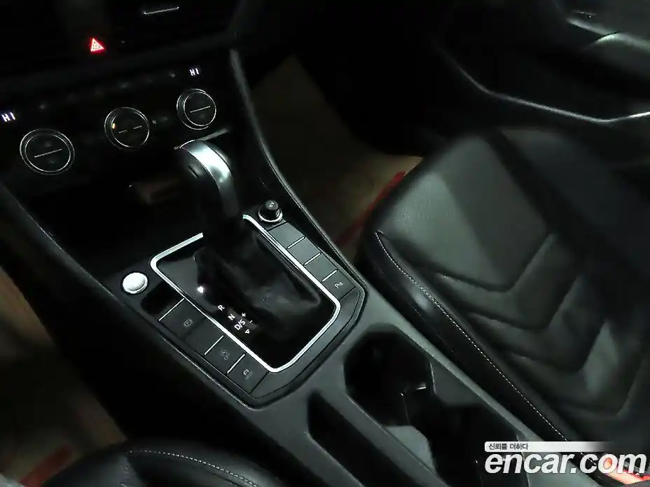 Volkswagen Jetta 2020 1.4 Автомат в Москве № 168860, фото 9