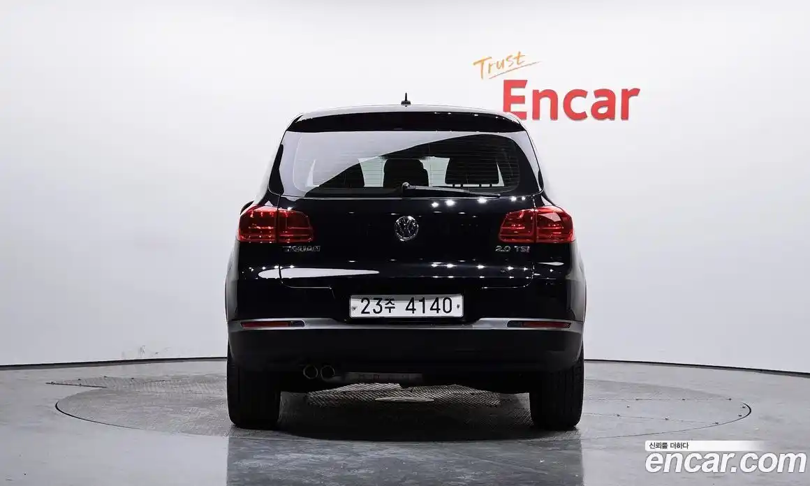 Volkswagen Tiguan 2012 2.0 Автомат в Москве № 168947, фото 4