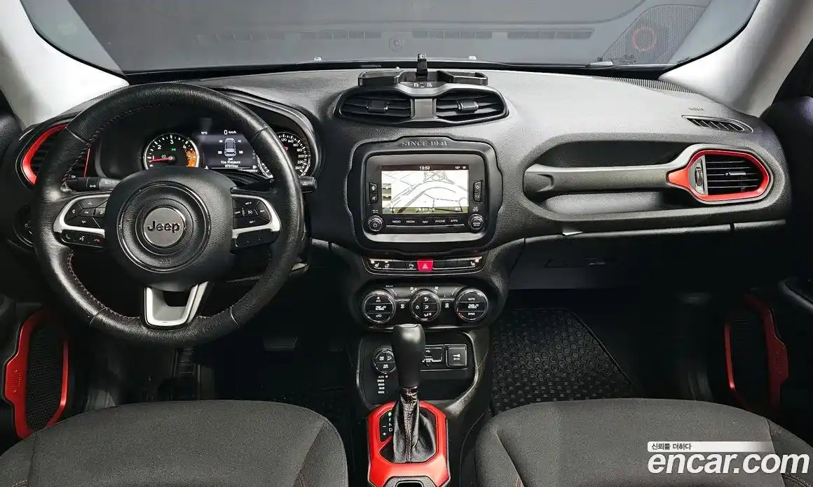 Jeep Renegade 2017 2.0 Автомат в Москве № 169727, фото 14