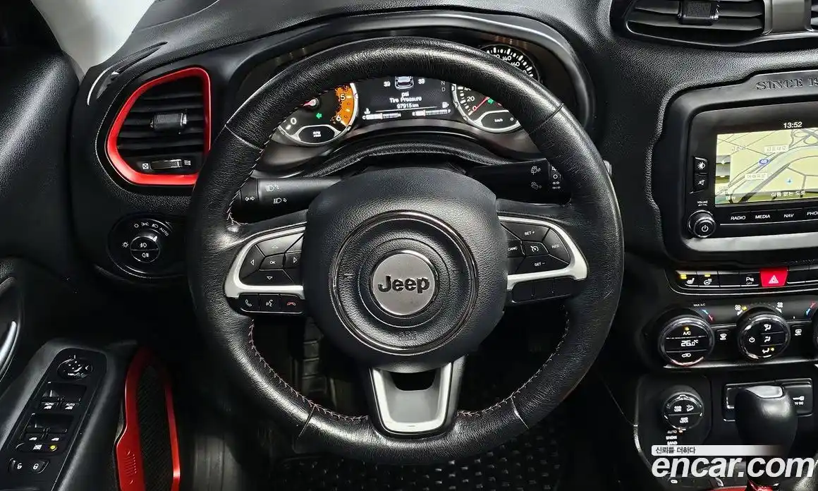 Jeep Renegade 2017 2.0 Автомат в Москве № 169727, фото 18