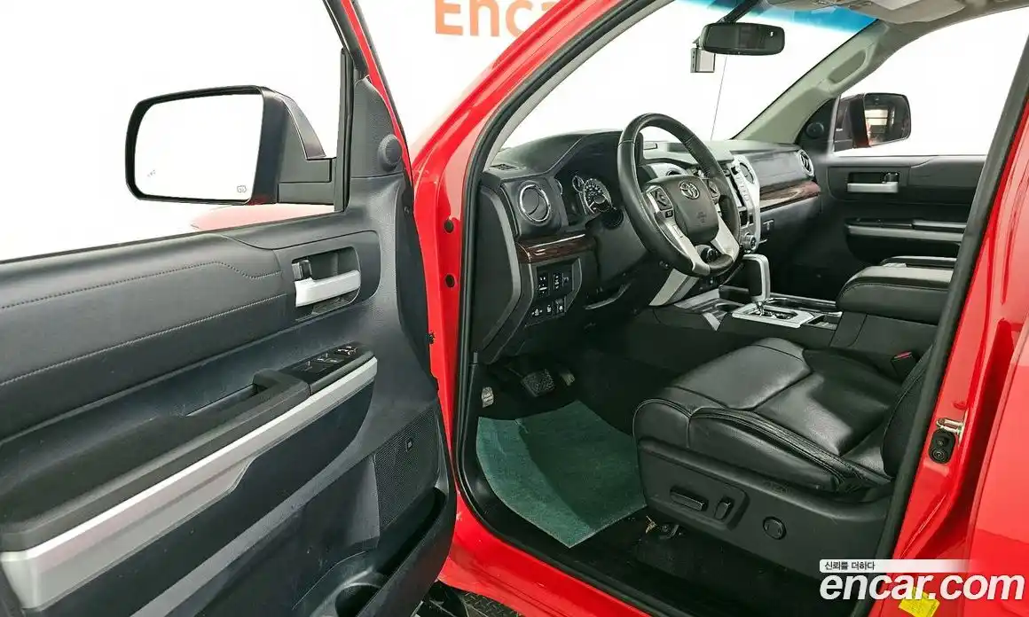 Toyota Tundra 2015 5.7 Автомат в Москве № 170246, фото 11