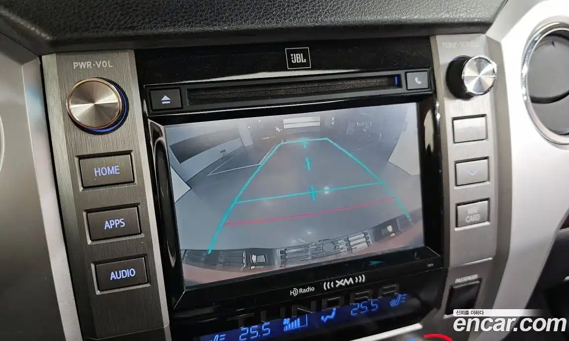 Toyota Tundra 2015 5.7 Автомат в Москве № 170246, фото 16