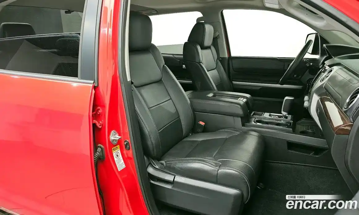 Toyota Tundra 2015 5.7 Автомат в Москве № 170246, фото 10