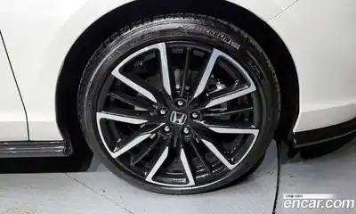 Honda Accord 2025 2.0 Автомат в Москве № 170382, миниатюра 5