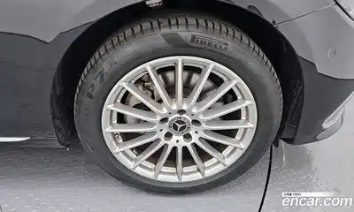 Mercedes-Benz E-Class 2023 2.0 Автомат в Москве № 171228, миниатюра 5