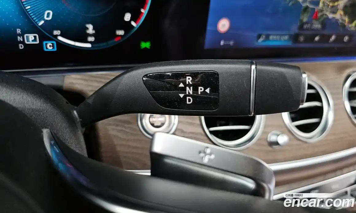 Mercedes-Benz E-Class 2023 2.0 Автомат в Москве № 171228, фото 9