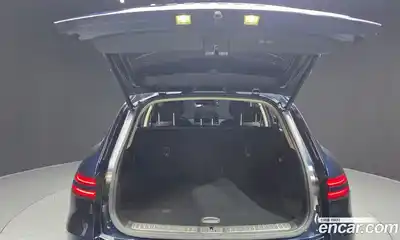 Genesis GV70 2022 2.2 Автомат в Москве № 17565, миниатюра 2