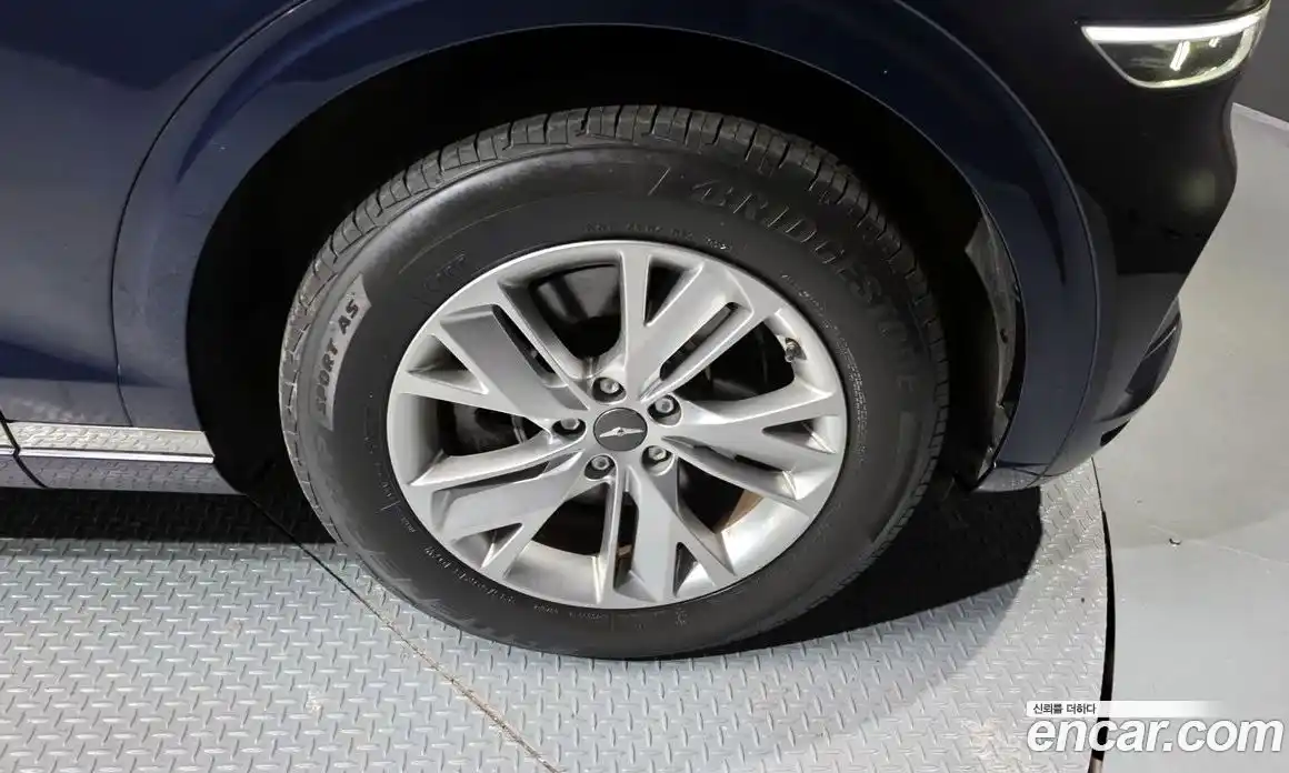 Genesis GV70 2022 2.2 Автомат в Москве № 17565, фото 3