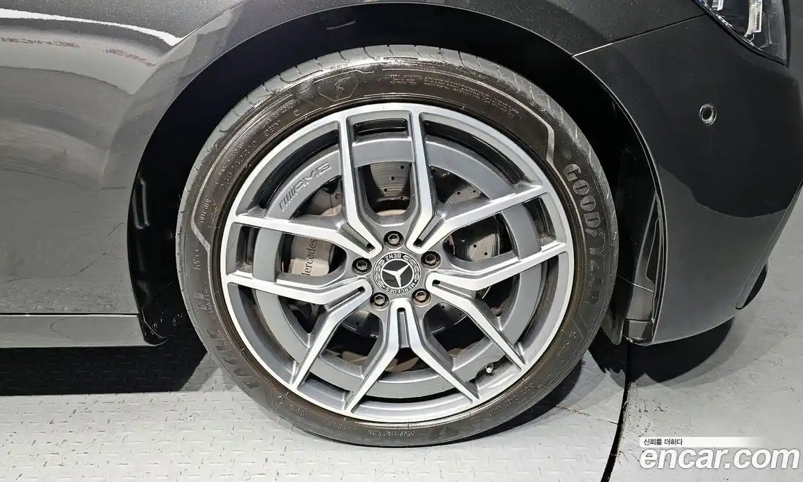 Mercedes-Benz E-Class 2022 1.9 Автомат в Москве № 177972, фото 18