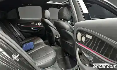 Mercedes-Benz E-Class 2022 1.9 Автомат в Москве № 177972, миниатюра 9