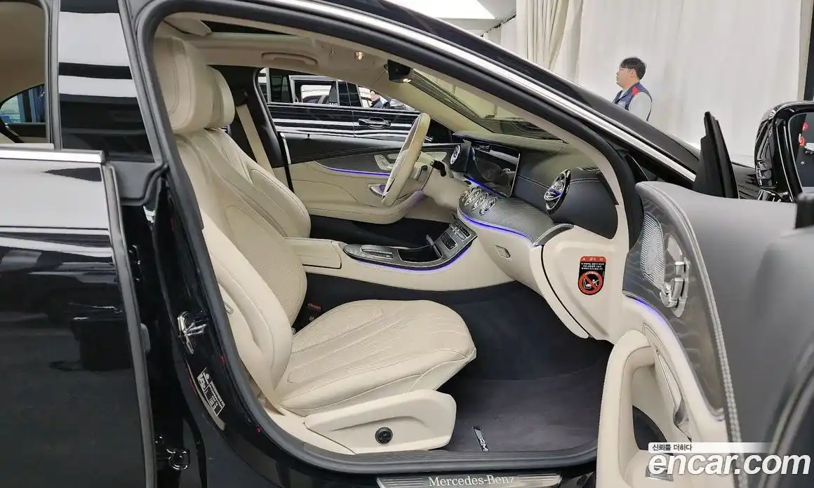 Mercedes-Benz CLS-Class 2023 3.0 Автомат в Москве № 178350, фото 12