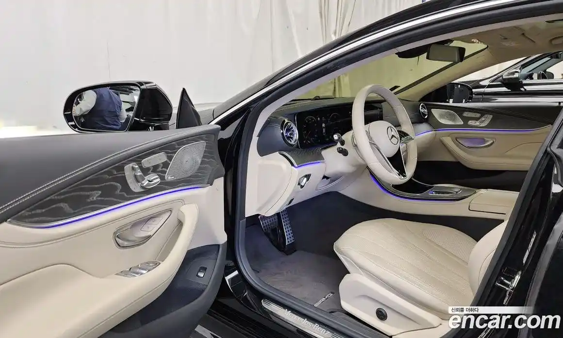Mercedes-Benz CLS-Class 2023 3.0 Автомат в Москве № 178350, фото 3