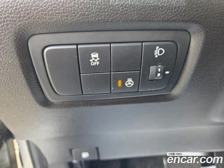 SsangYong Korando 2016 2.2 Автомат в Москве № 182453, фото 17