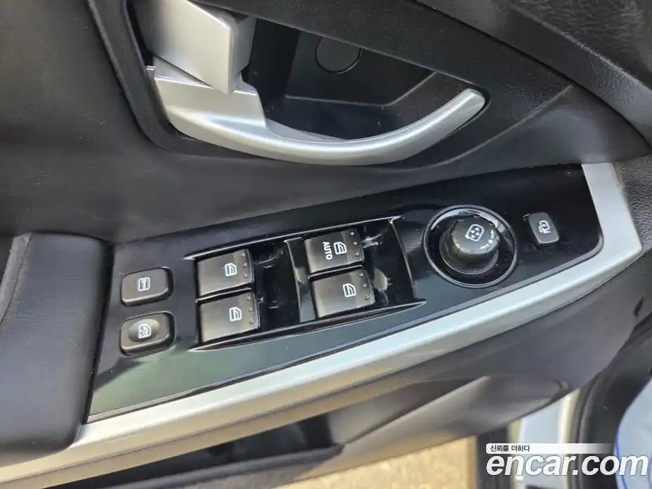 SsangYong Korando 2016 2.2 Автомат в Москве № 182453, фото 18