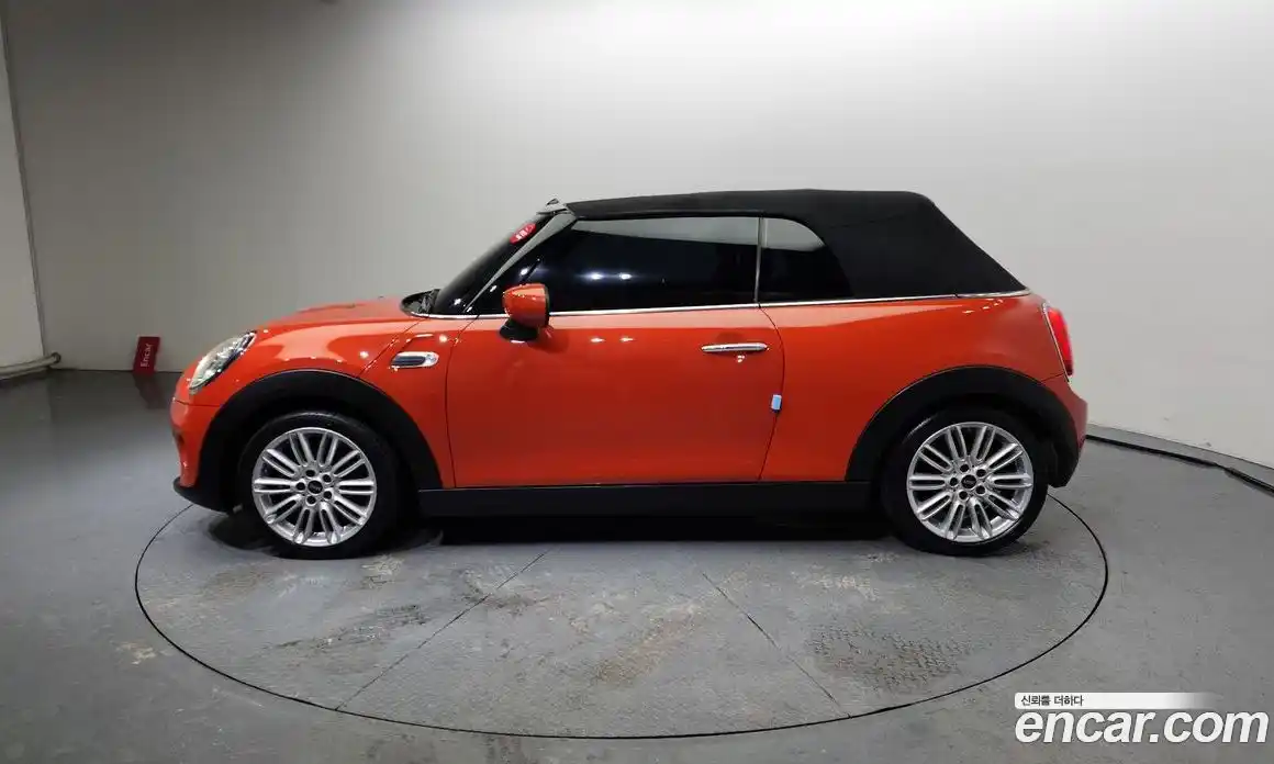 Mini Cooper Convertible 2020 1.5 Автомат в Москве № 185465, фото 16