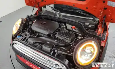 Mini Cooper Convertible 2020 1.5 Автомат в Москве № 185465, миниатюра 8