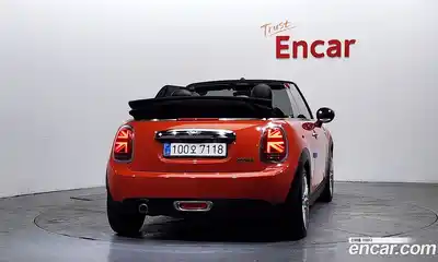 Mini Cooper Convertible 2020 1.5 Автомат в Москве № 185465, миниатюра 9