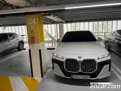 BMW 7-Series 2025 3.0 Автомат в Москве № 187221, миниатюра 3