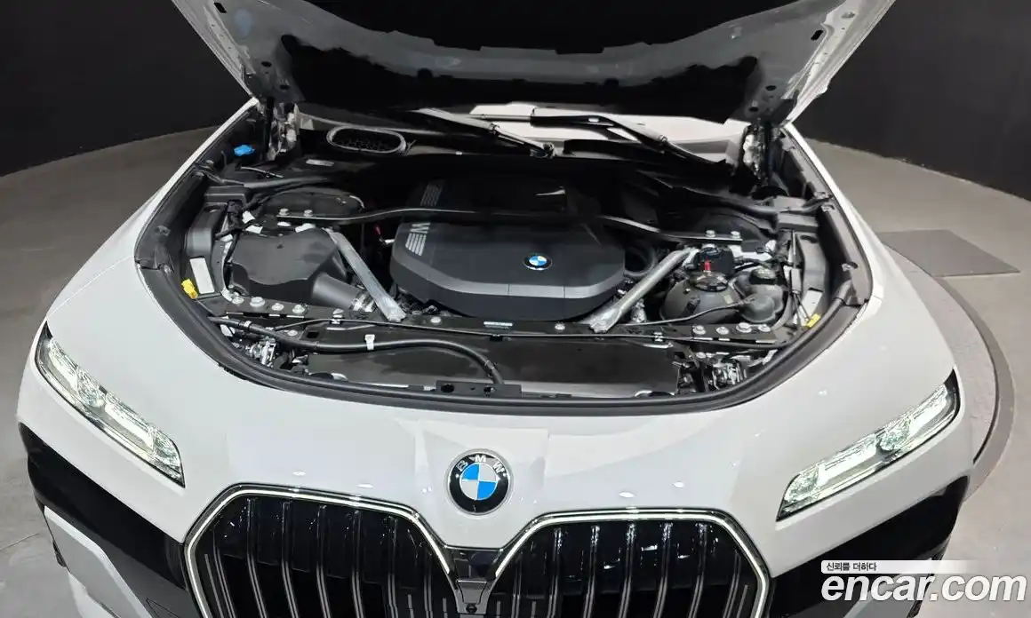 BMW 7-Series 2024 3.0 Автомат в Москве № 187717, фото 12