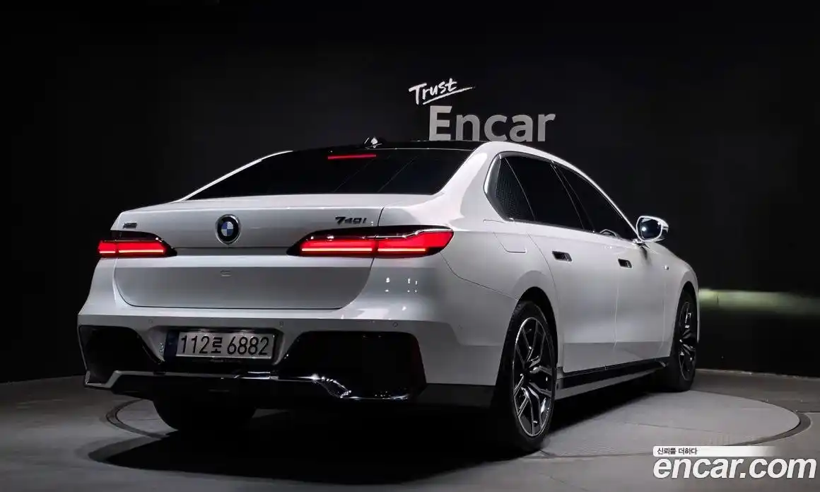 BMW 7-Series 2024 3.0 Автомат в Москве № 187717, фото 13