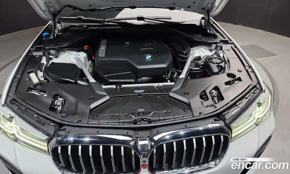 BMW 5-Series 2023 2.0 Автомат в Москве № 189362, фото 13