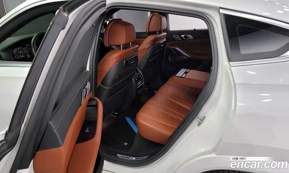 BMW X6 2021 4.4 Автомат в Москве № 190588, фото 11