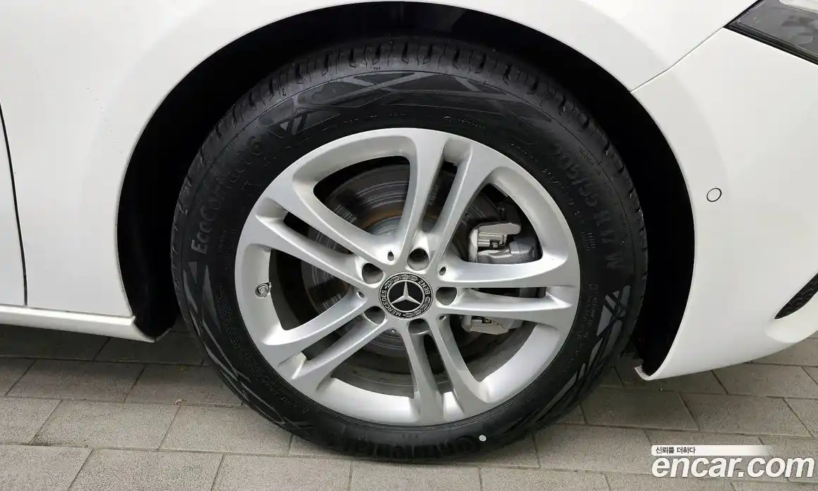 Mercedes-Benz A-Class 2025 2.0 Автомат в Москве № 193632, фото 13