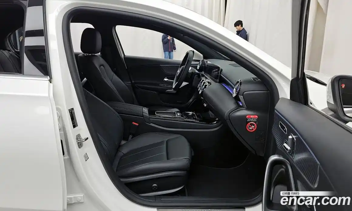 Mercedes-Benz A-Class 2025 2.0 Автомат в Москве № 193632, фото 15