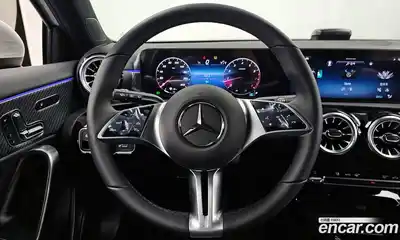 Mercedes-Benz A-Class 2025 2.0 Автомат в Москве № 193632, миниатюра 10