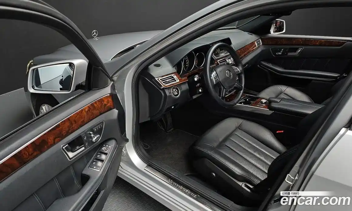 Mercedes-Benz E-Class 2014 3.5 Автомат в Москве № 194290, фото 11