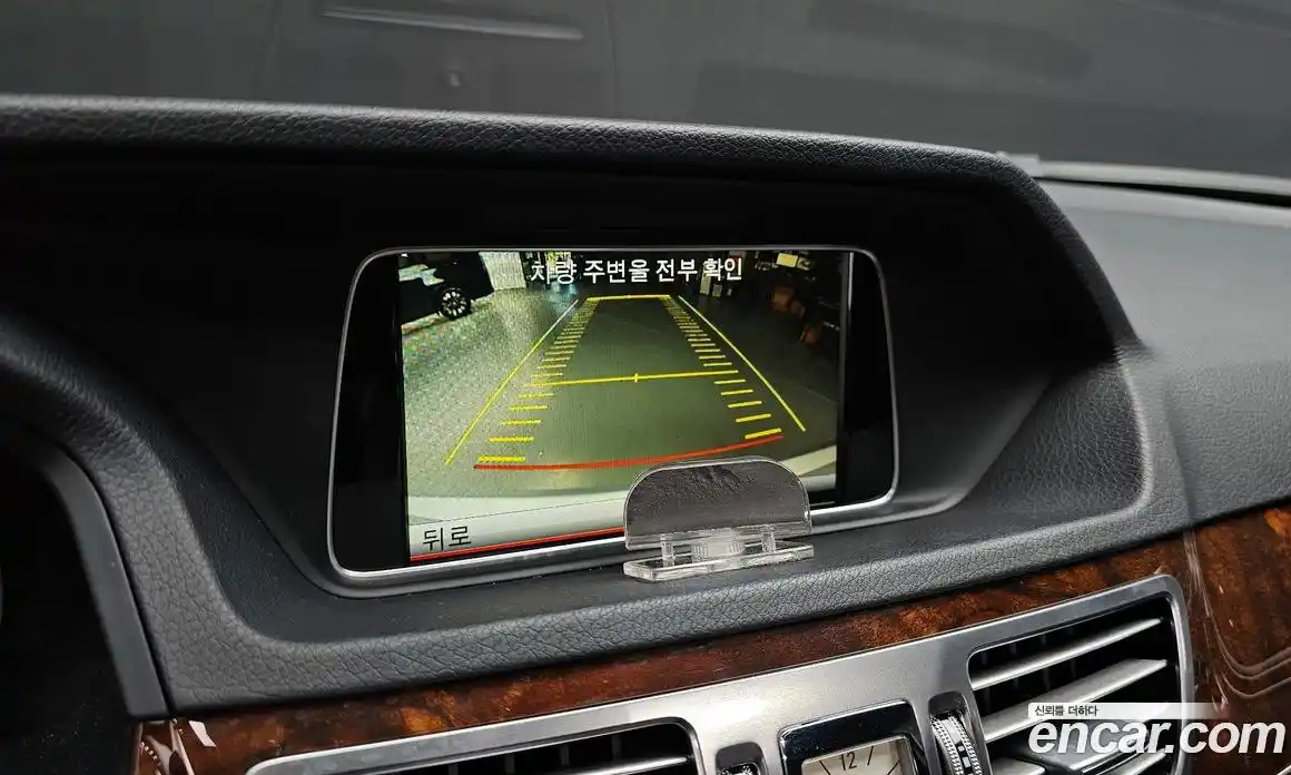 Mercedes-Benz E-Class 2014 3.5 Автомат в Москве № 194290, фото 15