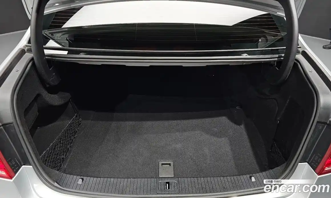 Mercedes-Benz E-Class 2014 3.5 Автомат в Москве № 194290, фото 20