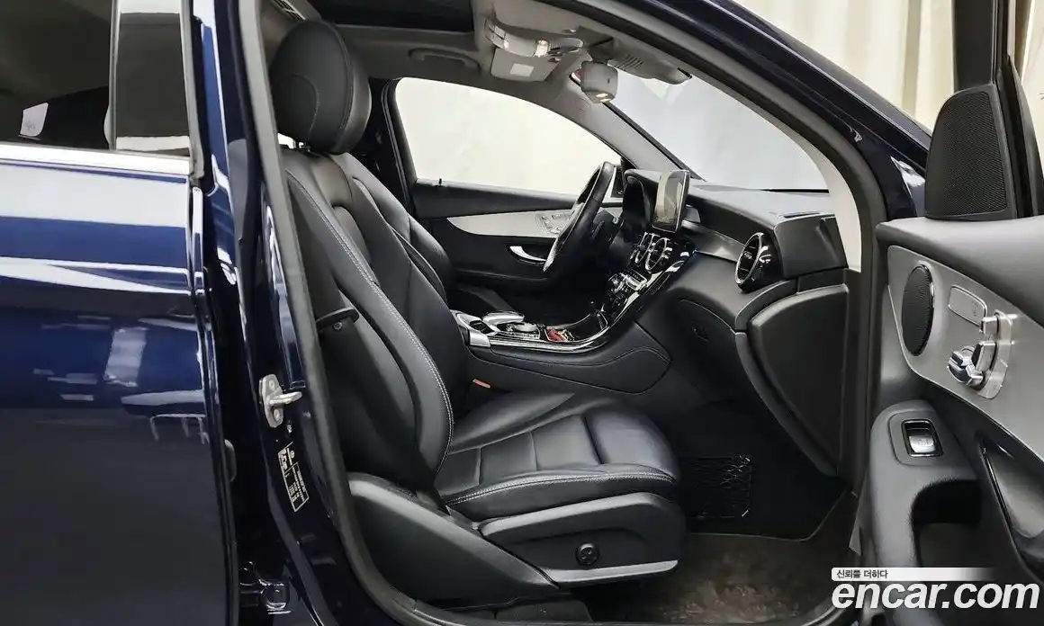 Mercedes-Benz GLC-Class 2018 2.1 Автомат в Москве № 194588, фото 11