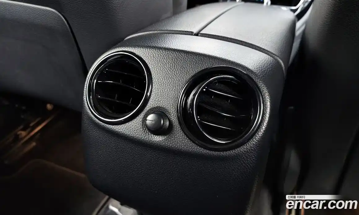 Mercedes-Benz GLC-Class 2018 2.1 Автомат в Москве № 194588, фото 19