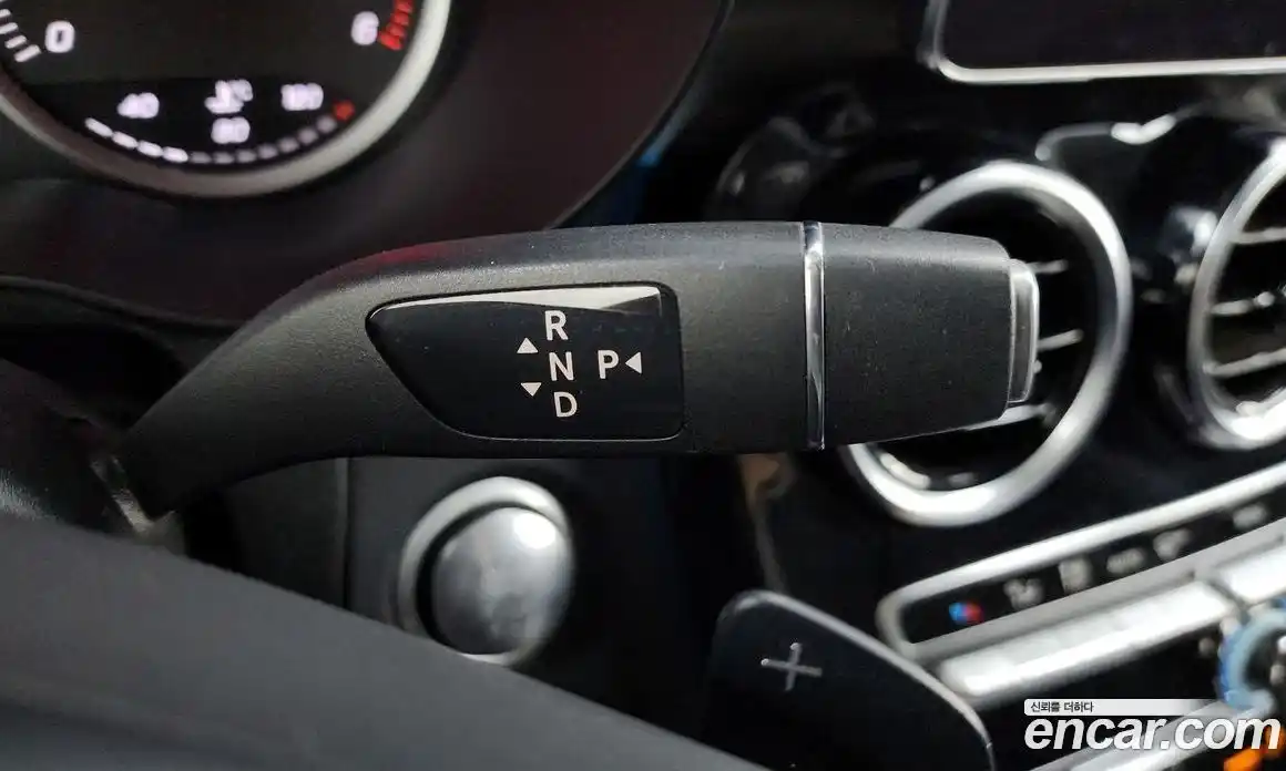 Mercedes-Benz GLC-Class 2018 2.1 Автомат в Москве № 194588, фото 9