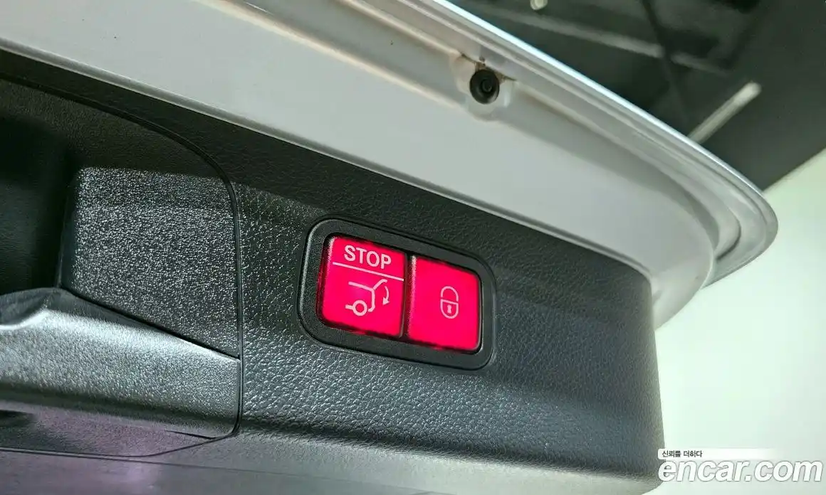 Mercedes-Benz GLC-Class 2017 2.1 Автомат в Москве № 195046, фото 19