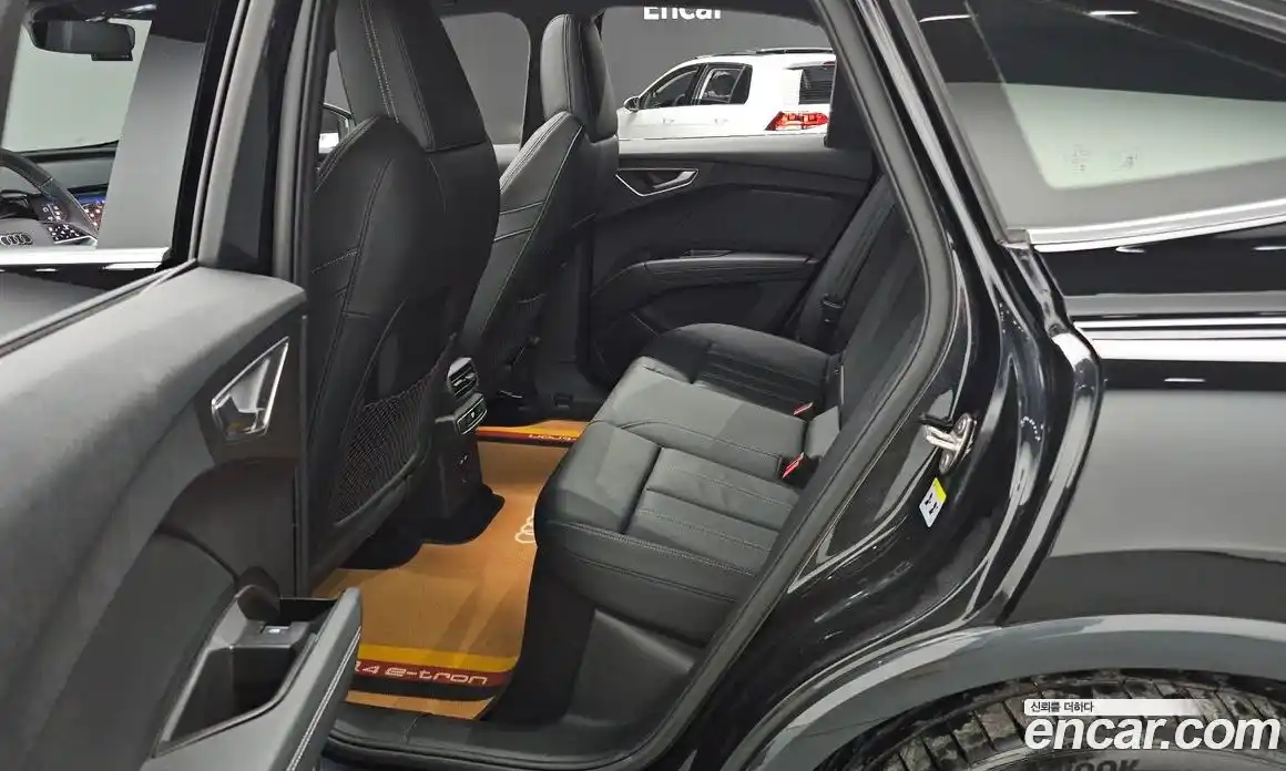 Audi Q4 e-tron 2023 0.2 Автомат в Москве № 195879, фото 12