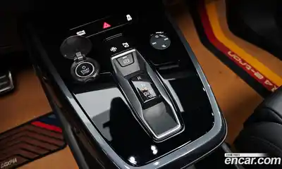 Audi Q4 e-tron 2023 0.2 Автомат в Москве № 195879, миниатюра 9