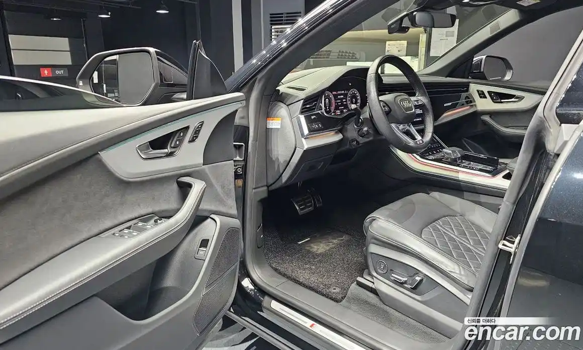 Audi Q8 2023 3.0 Автомат в Москве № 196025, фото 7