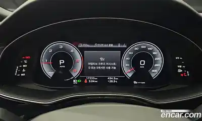 Audi Q8 2023 3.0 Автомат в Москве № 196025, миниатюра 9