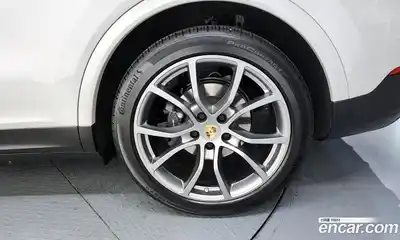 Porsche Cayenne 2023 3.0 Автомат в Москве № 197178, миниатюра 5